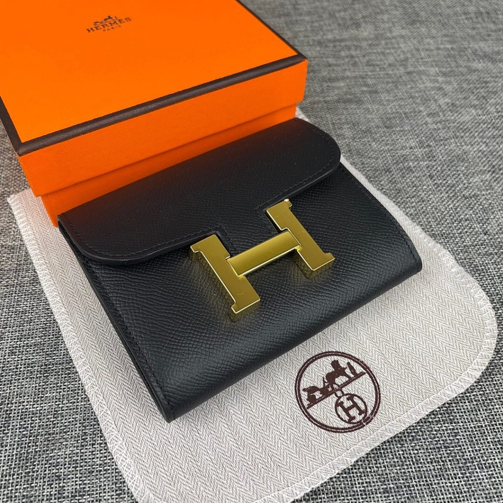 HERMES ヘルメス 財布 新作 ファッション