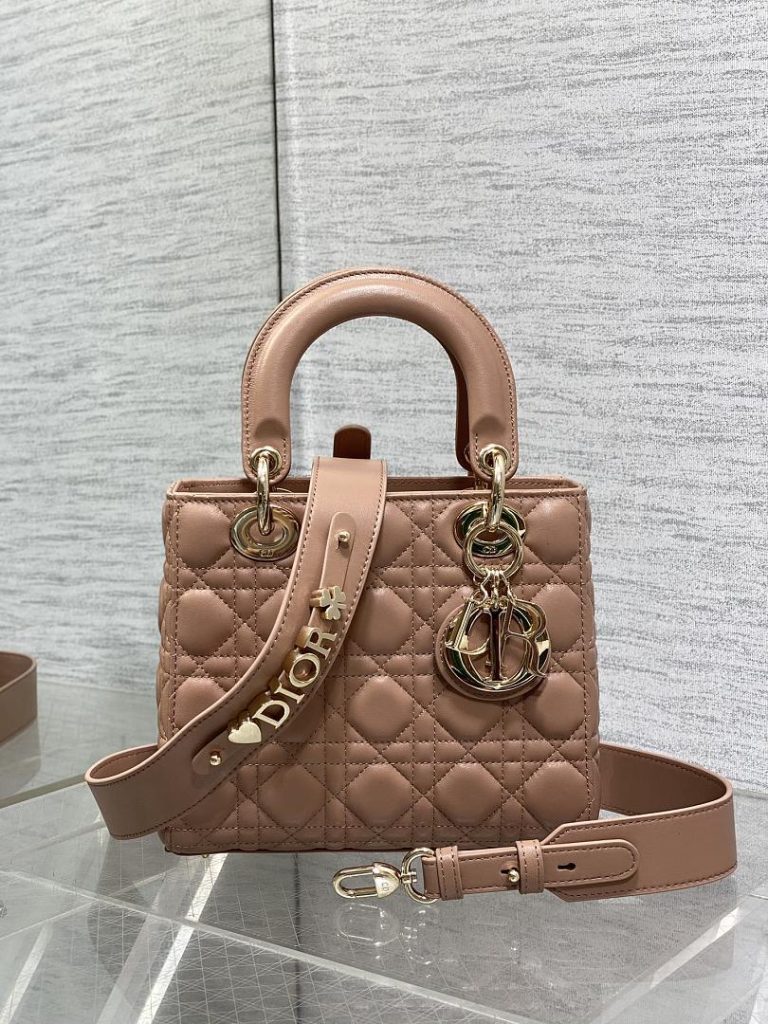 DIOR ディオール バッグ 新作 ファッション Nランク