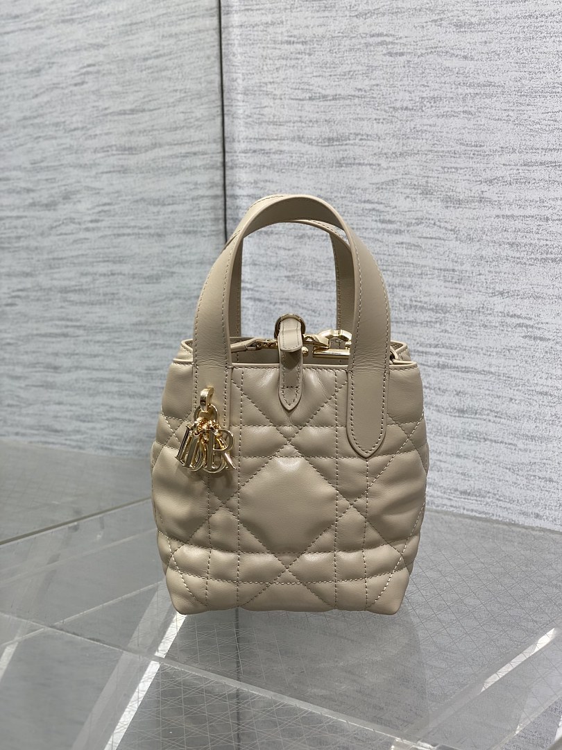DIOR ディオール バッグ 新作 ファッション Nランク - 画像 (3)