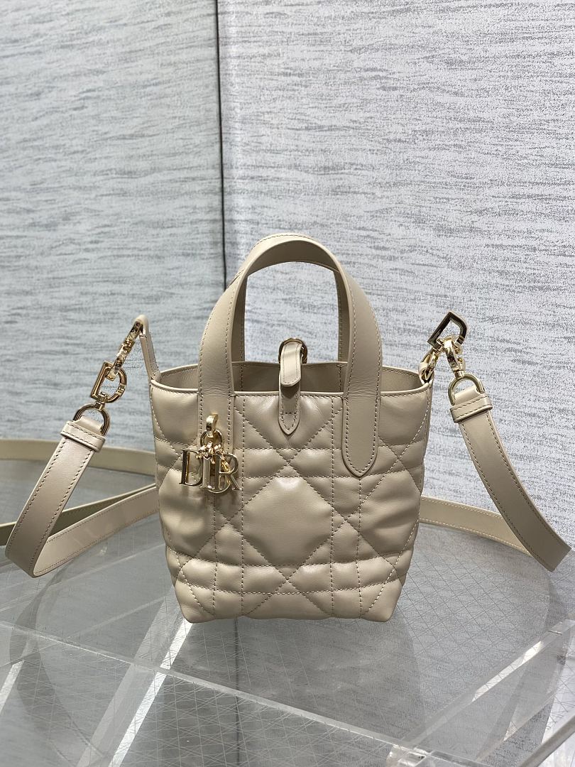DIOR ディオール バッグ 新作 ファッション Nランク - 画像 (2)