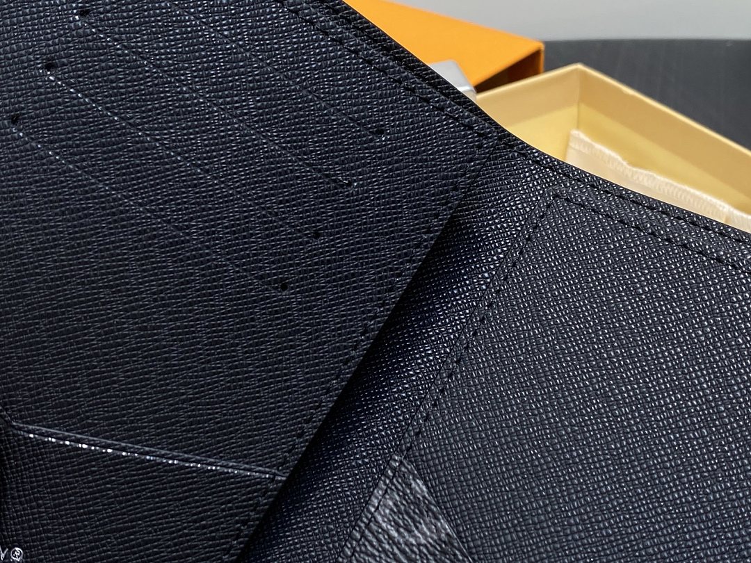 Louis Vuitton ルイヴィトン 財布 新品 二つ折り財布 - 画像 (9)